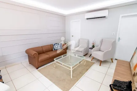 Imóvel Comercial com 3 Quartos à venda, 300m² no Jardim Karaíba, Uberlândia