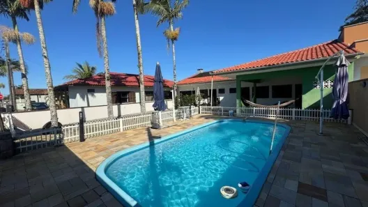 Casa com 6 Quartos à venda, 480m² no Praia do Ervino, São Francisco do Sul