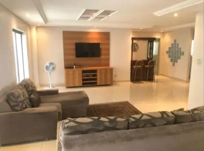 Casa com 3 Quartos à venda, 346m² no Central Parque, Taubaté