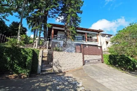 Casa com 2 Quartos para alugar, 262m² no Ipanema, Porto Alegre