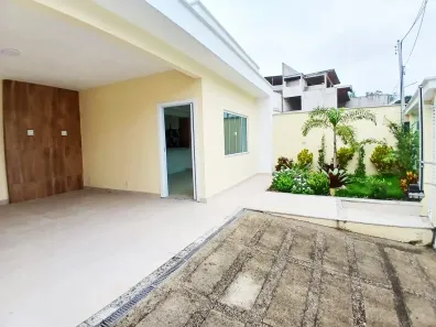 Casa de Condomínio com 2 Quartos à venda, 70m² no Santa Cruz da Serra, Duque de Caxias