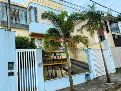 Casa com 4 Quartos à venda, 280m² no Jardim Belvedere, Volta Redonda