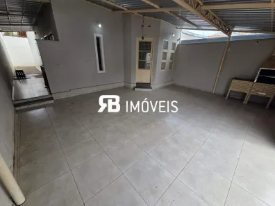 Casa com 3 Quartos para alugar, 250m² no Iporã, Araçatuba