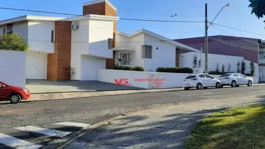 Sobrado com 3 Quartos à venda, 260m² no Centro, Salto