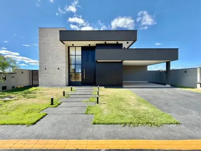 Casa com 4 Quartos à venda, 340m² no Parque Cidade, Goiânia
