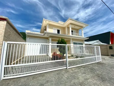 Casa com 4 Quartos à venda, 165m² no Praia de Fora, Palhoça