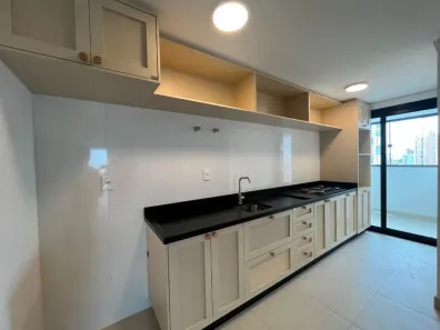 Apartamento com 3 Quartos para alugar, 110m² no Centro, Cascavel