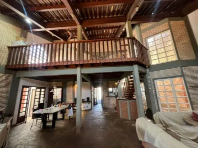 Sobrado com 3 Quartos à venda, 370m² no Jardim Bordon, São José do Rio Preto