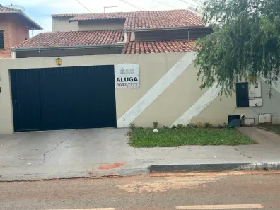 Casa com 3 Quartos para alugar, 150m² no Setor Jaó, Goiânia