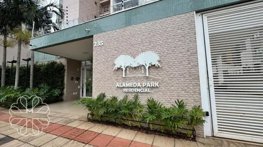 Apartamento com 2 Quartos à venda, 101m² no Zona 03, Maringá