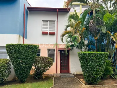 Casa de Condomínio com 3 Quartos para alugar, 130m² no Jardim Santa Maria, Jacareí