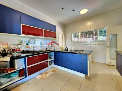 Casa de Condomínio com 3 Quartos à venda, 375m² no Caraguatá, Mairiporã