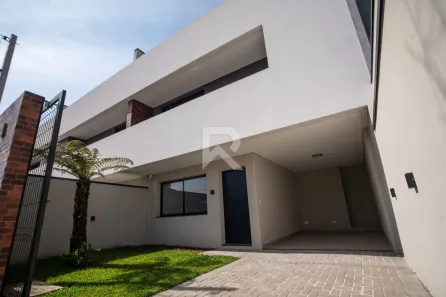 Sobrado com 3 Quartos à venda, 147m² no Santa Felicidade, Curitiba