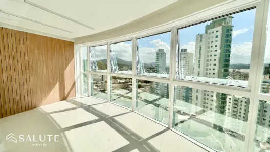 Apartamento com 3 Quartos para alugar, 138m² no Centro, Balneário Camboriú