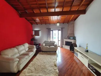 Sobrado com 3 Quartos à venda, 336m² no Jardim Guapituba, Mauá