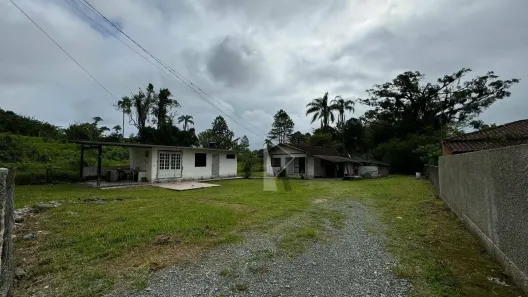 Lote/Terreno à venda, 854m² no Armação, Penha