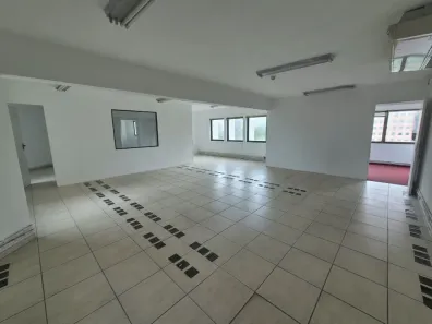 Sala Comercial para alugar, 300m² no Alphaville Centro Industrial e Empresarial/Alphaville., Barueri