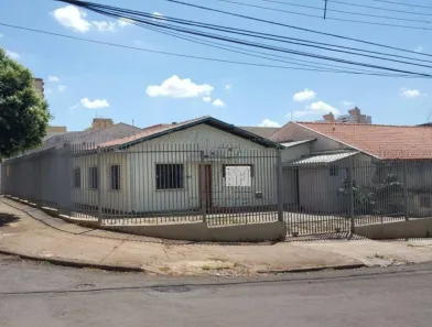 Imóvel Comercial com 3 Quartos à venda, 110m² no Centro, Londrina