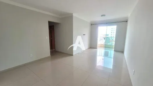 Apartamento com 3 Quartos para alugar, 90m² no Santa Mônica, Uberlândia