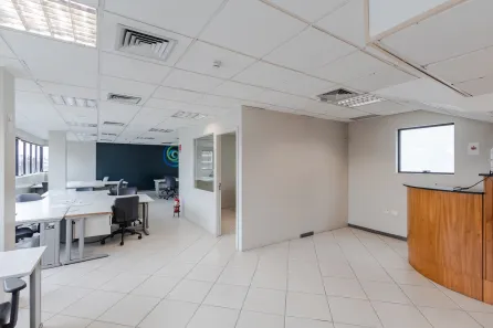 Sala Comercial para alugar, 320m² no Petrópolis, Porto Alegre