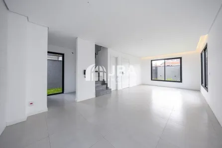 Sobrado com 3 Quartos à venda, 141m² no Santa Felicidade, Curitiba