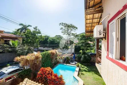 Casa com 3 Quartos à venda, 209m² no Itacoatiara, Niterói