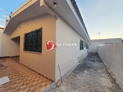 Casa com 3 Quartos para alugar, 80m² no Jardim Alvorada, Maringá