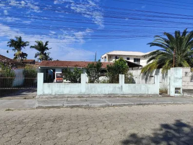 Casa com 4 Quartos à venda, 364m² no Rio Grande, Palhoça