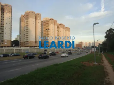 Lote/Terreno à venda, 3472m² no Jardim Ester, São Paulo