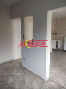 Casa com 4 Quartos para alugar, 180m² no Jardim Presidente Dutra, Guarulhos