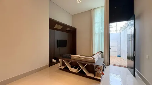 Casa com 3 Quartos à venda, 300m² no Jardim Sul, Uberlândia