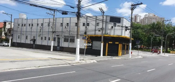 Prédio Comercial à venda, 890m² no Vila Marieta, São Paulo