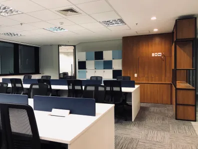 Sala Comercial para alugar, 244m² no Vila Olímpia, São Paulo