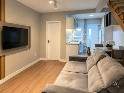 Sobrado com 2 Quartos à venda, 64m² no Santa Lúcia, Caxias do Sul