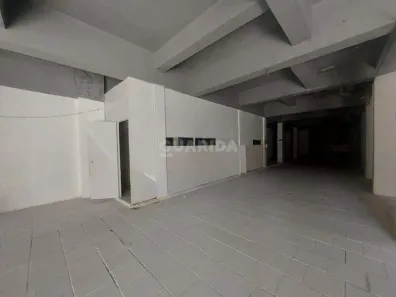 Ponto Comercial para alugar, 300m² no Navegantes, Porto Alegre