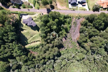 Lote/Terreno à venda, 2400m² no Descansópolis, Campos do Jordão