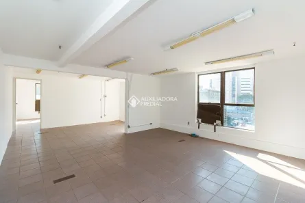 Sala Comercial para alugar, 120m² no Centro Histórico, Porto Alegre