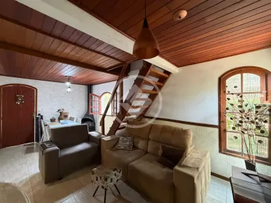 Casa de Condomínio com 2 Quartos à venda, 100m² no Vargem Grande, Teresópolis