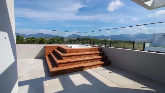 Casa de Condomínio com 4 Quartos à venda, 300m² no Recreio dos Bandeirantes, Rio de Janeiro