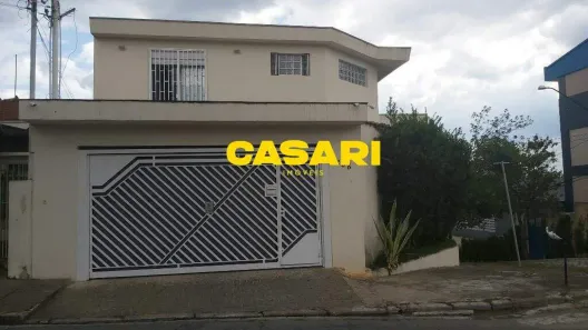 Sobrado com 3 Quartos à venda, 240m² no Vila Scarpelli, Santo André