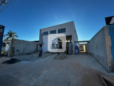 Galpão/Depósito/Armazém para alugar, 250m² no Tibery, Uberlândia