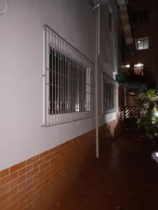 Casa de Condomínio com 3 Quartos para alugar, 103m² no Embaré, Santos