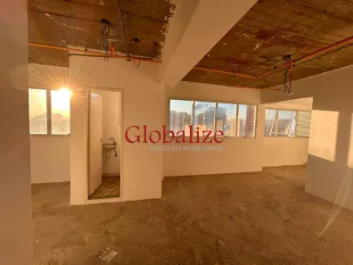 Sala Comercial à venda, 52m² no Ponta da Praia, Santos