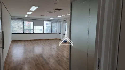 Sala Comercial para venda ou aluguel, 100m² no Itaim Bibi, São Paulo