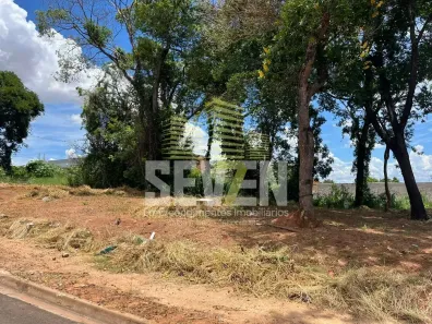 Lote/Terreno à venda, 343m² no Tangarás, Bauru