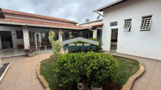 Casa com 5 Quartos à venda, 258m² no Jardim Brasília, Betim
