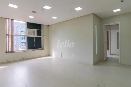 Sala Comercial para alugar, 80m² no República, São Paulo