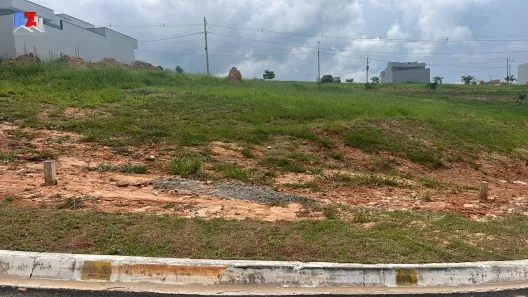 Lote/Terreno à venda, 200m² no Loteamento Reserva dos Ipês, Boituva