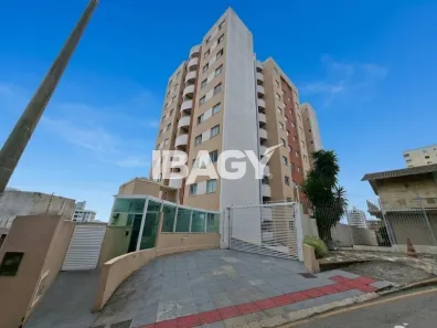 Apartamento com 2 Quartos para alugar, 57m² no Barreiros, São José