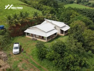 Fazenda/Sítio com 3 Quartos à venda, 3000m² no , Iconha